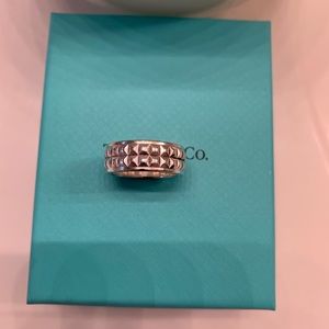 Women’s  Tiffany & Co silver ring 7.5.